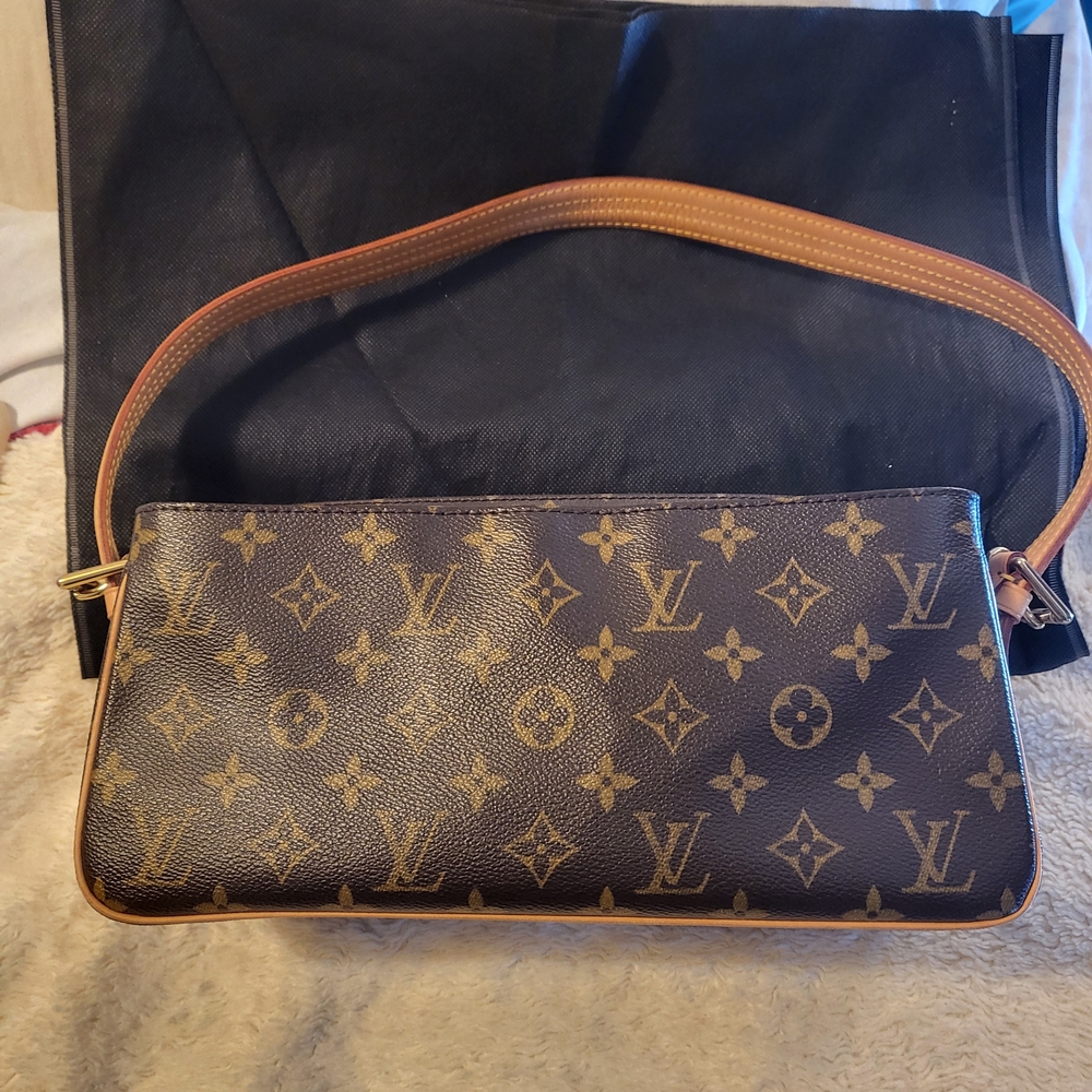 Louis Vuitton Brown Monogram Shoulder Bag - Picture 3 of 8